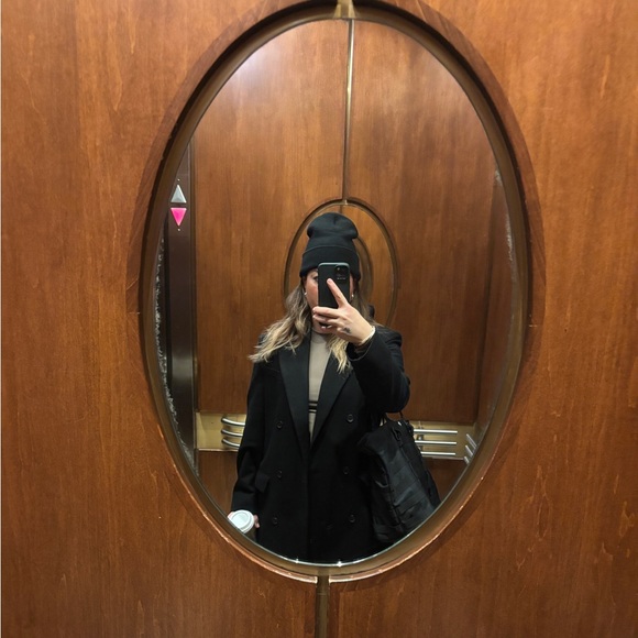 Meet your Posher, Keiko - Picture 1 of 1